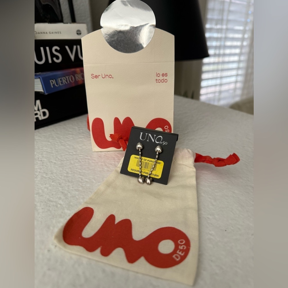 UNO de 50 Silver Cupido Earrings #68